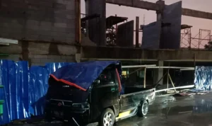 Hujan dan angin kencang sebabkan runtuhnya hebel di Pasar Jambu Dua, Kota Bogor.