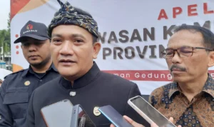 Optimalisasi Pemilu 2024, Pemprov Jabar Anggarkan Rp300 Miliar ke Bawaslu Optimalisasi Pemilu 2024, Pemprov Jabar Anggarkan Rp300 Miliar ke Bawaslu