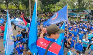 Tolak UMK Naik Rp30 Ribu, Buruh Minta Segini!