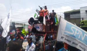 Pj Bupati KBB Usulkan UMK Bandung Barat Naik 14,85 Persen Pj Bupati KBB Usulkan UMK Bandung Barat Naik 14,85 Persen