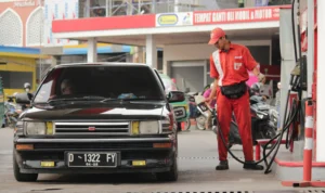 Pro Kontra Larangan Penunggak Pajak Beli BBM di SPBU Jawa Barat Pro Kontra Larangan Penunggak Pajak Beli BBM di SPBU Jawa Barat