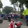 Dok. Suasana buruh saat padati depan gedung sate bandung. Kamis, (30/11). Foto. Sandi Nugraha.