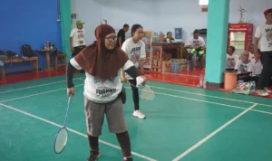 Guna memperluas dukungan terhadapa pasangan Ganjar-Mahfud pada Pilpres 2024, Kajol Indnesia menyasar Ojol Karawang.