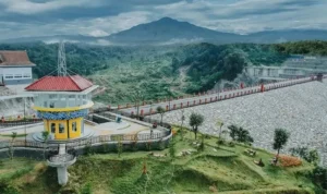 Bendungan Cipanas, Kabupaten Sumedang.