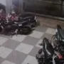 GEGER! Aksi Curanmor Spesialis Kosan Terekam CCTV, Gasak Motor Mahasiswa Unjani Cimahi