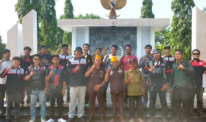 Ikatan Motor Honda Cirebon Rayakan Anniversary ke-14 dengan Bakti Sosial Kepahlawanan