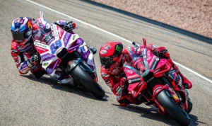 Bagnaia vs Martin: Duel Sengit di Sepang, Siapa yang akan Menjadi Juara Dunia? Bagnaia vs Martin: Duel Sengit di Sepang, Siapa yang akan Menjadi Juara Dunia?