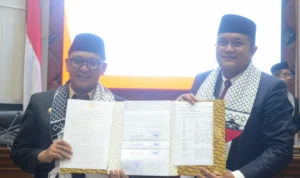 SAH! Pemkab Bogor dan DPRD Setujui Raperda Penyelenggaraan Pesantren Jadi Perda