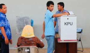 Cara Mudah Pindah Lokasi Memilih untuk Pemilu Ilustrasi: Suasana Pemilu warga yang pindah memilih.