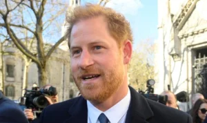 Pangeran Harry Sabet Kemenangan Lawan Gugatan Tabloid Inggris Pangeran Harry Sabet Kemenangan Lawan Gugatan Tabloid Inggris