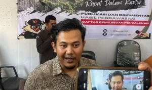 Agar Tak Terlibat dalam Politik, Bawaslu KBB akan Pantau Intensif Pendamping PKH Ketua Bawaslu KBB, Riza Nasrul Falah Sopandi saat ditemui beberapa waktu lalu dikantornya. Jumat (22/12). Foto Jabarekspres