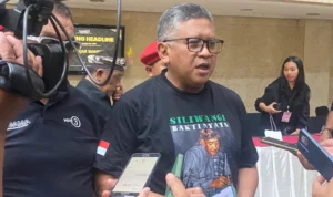 Sekretaris Tim Pemenangan Nasional (TPN) Ganjar Pranowo-Mahfud MD Hasto Kristiyanto optimistis pasangan Ganjar-Mahfud bisa memenangkan Pilpres 2024 di Jabar.