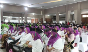 Belajar Implementasi Sekoper Cinta dari Kabupaten Sumedang, Komitmen Tinggi Hadirkan Kelompok di Seluruh Desa ILUSTRASI : Wisuda Sekoper Cinta beberapa waktu lalu.