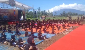 Riksa Budaya Jawa Barat di Gelar di Bogor, Bentuk Apresiasi Terhadap WBTB Aliran Penca Silat Cimande Sejumlah anak menampilkan gerak silat Cimande dalam acara Riksa Budaya Jawa Barat 2023 di Bogor. Foto : Sandika Fadilah/Jabarekspres.com
