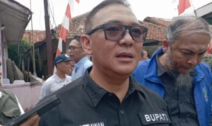 Bupati Bogor Iwan Setiawan Naikan Insentif RT/RW Tahun 2024 Jadi Rp7,2 Juta dan Beri Fasilitas BPJS