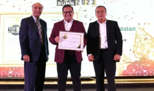 Berkontribusi untuk Ekonomi Berkelanjutan, Pegadaian Raih 2 Penghargaan Bisnis Indonesia TOP BUMN Awards 2023