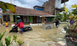 Ribuan Rumah Terendam Banjir di Wilayah Kabupaten Bandung Ribuan Rumah Terendam Banjir di Wilayah Kabupaten Bandung