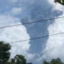 Erupsi Gunung Marapi yang terlihat dari Ampek Angkek, Kabupaten Agam (3/12).