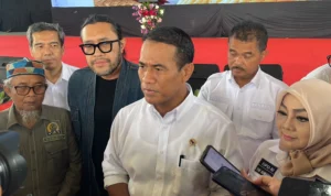 HORE!!! Beli Pupuk Cukup Pakai KTP, Tak Perlu Lagi Kartu Tani Menteri Pertanian, Amran Sulaiman beri kemudahan kepada petani, yakni pembelian pupuk bisa menggunakan KTP