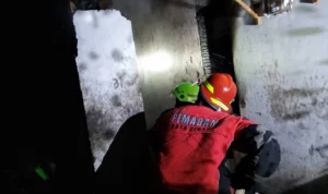 Pabrik Basreng di Cimahi Utara Terbakar, Diduga Akibat Korsleting Listrik Pabrik Basreng di Cimahi Utara Terbakar, Diduga Akibat Korsleting Listrik