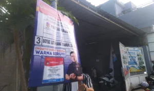 Doc. Pemasangan Alat Peraga Kampanye di Sebagian Ruas Jalan di Kota Cimahi (mong)