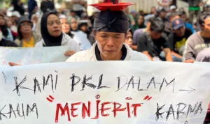 PKL Dalam Kaum Tolak Relokasi Pemkot Bandung