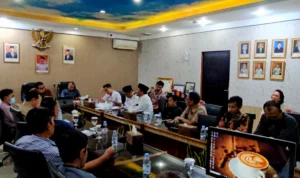 Pertemuan antara penggarap lahan Cijeruk dan PT BSS di Kantor ATR/BPN Kabupaten Bogor (15/12).