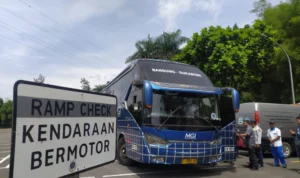 Antisipasi Laka Lantas Selama Musim Nataru, Polisi akan Awasi Kendaraan Umum yang Tidak layak Jalan Ist. Ramcek kendaraan umun saat libur Nataru. Dok. Jabar Ekspres.
