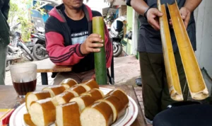 Kue Lemang Hidangan Khas Perayaan Hari Raya Natal