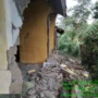 Dampak gempa yang berpusat di Kabupaten Pangandaran menyebabkan satu unit rumah di Kampung Cisayar Rt 05 / Rw 08, Desa Mekarsari Kecamatan Nyalindung Kabupaten Sukabumi mengalami kerusakan. Dok BPBD Kabupaten Sukabumi.