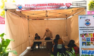 Doc. Posko Pelayanan Kesehatan Dinkes di Alun-alun Kota Cimahi (mong)