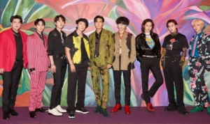 Leeteuk dan Kawan-kawan Super Junior Terpesona Kelezatan Seblak dan Klepon Leeteuk dan Kawan-kawan Super Junior Terpesona Kelezatan Seblak dan Klepon