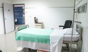 Antisipasi Kasus Covid-19, Rumah Sakit Perlu Kembali Siapkan Ruang Isolasi