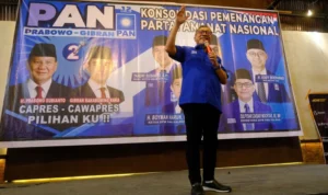 Zulhas Sebut Jokowi Jadi Keluarga PAN, Sudah Resmi Pindah? Zulhas Sebut Jokowi Jadi Keluarga PAN, Sudah Resmi Pindah?