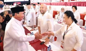 Prabowo Subianto Lantik Titiek Soeharto, Netizen Doakan Rujuk