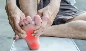 Kaki Ngilu di Malam Hari? Berpotensi Masalah Serius, Ini Penyebabnya!