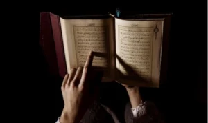 ILUSTRASI: Membaca al Quran bisa mengatasi masalah mental block. (freepik)