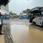 Kadis PUPR Kota Bogor, Rena Da Frina bersama jajaran saat meninjau langsung Terminal Bubulak, Rabu (17/1). (Yudha Prananda / Jabar Ekspres)
