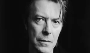Paris Menghormati Legenda Rock David Bowie dengan Nama Jalan Baru di Austerlitz Paris Menghormati Legenda Rock David Bowie dengan Nama Jalan Baru di Austerlitz