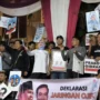 Wakil Sekretaris Tim Kampanye Nasional (TKN) Prabowo-Gibran, Lindsey Afsari bersama Jaringan Ojek Pangkalan.