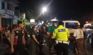BMKG Catat 1.155 Gempa Guncang Jawa Barat Selama Periode 2023, Ini Faktor Penyebabnya Ilustrasi: Sejumlah warga panik pasca guncangan gempa di Kabupaten Sumedang. (Istimewa)