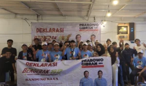 Relawan Bergerak 1912 Bandung Raya Deklarasikan Dukungan Capres dan Cawapres Nomor Urut 2 Relawan Bergerak 1912 Bandung Raya Deklarasikan Dukungan Capres dan Cawapres Nomor Urut 2