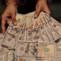 Konflik Timur Tengah Memicu Dolar Melemah
