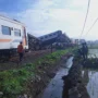 Kecelakaan Kereta Api Lokal dan Turangga di Cicalengka/ Istimewa
