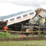 Lokasi kecelakaan Kereta Commuter Line Bandung Raya dan Kereta Api Turangga Surabaya-Bandung di kawasan lintasan petak Cicalengka-Haurpugur, Kabupaten Bandung. (Pandu Muslim/Jabar Ekspres)