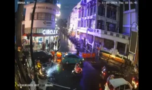 Jalan Braga Bandung Kembali Dibuka Setelah Diterjang Banjir Jalan Braga Bandung Kembali Dibuka Setelah Banjir
