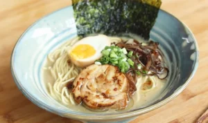 Pas Waktu Hujan, Resep Ramen Halal Tori Paitan, Pakai Bahan Lokal! Pas Waktu Hujan, Resep Ramen Halal Tori Paitan, Pakai Bahan Lokal!