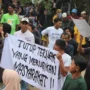 Puluhan Tahun "Tersiksa" Bau Menyengat, Warga Gunungsindur Protes Minta Ternak Ayam di Ditutup