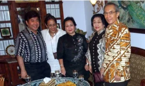 Guntur Soekarnoputra dinilai rendahkan Jokowi/ANTARA FOTO/Saptono