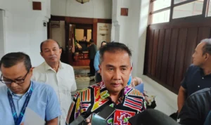 Ist. Pj Guberenur Jabar, Bey Triadi Machmudin. Foto. Sandi Nugraha